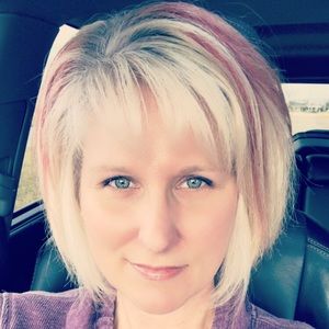 Meet your Posher, Brenda